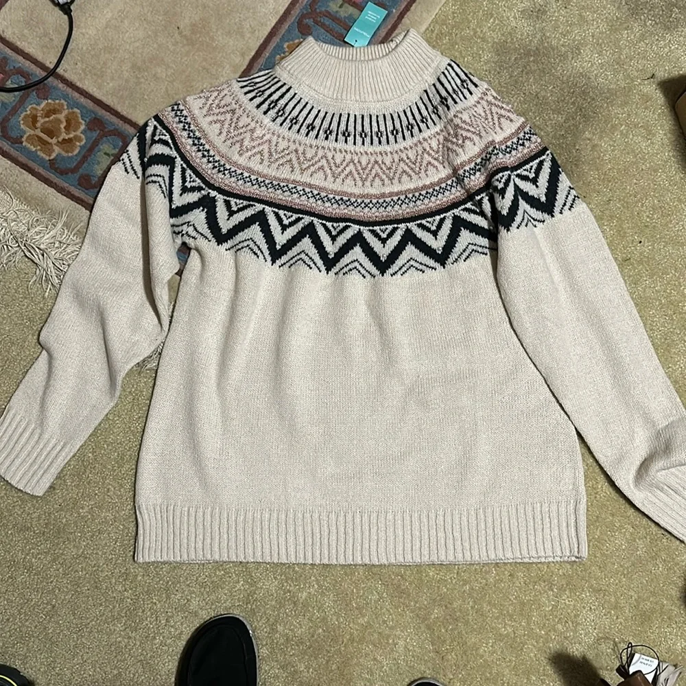 NWT women’s Maurice’s sweater size XL mock neck pearl detail - Picture 1 of 4